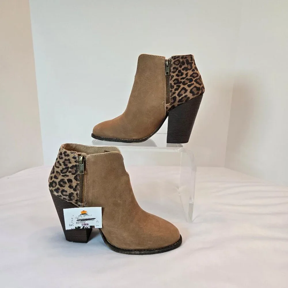 STERLING RIVER Forge Suede Camel/Leopard Rounded Ankle Boots Sz: 9.5
